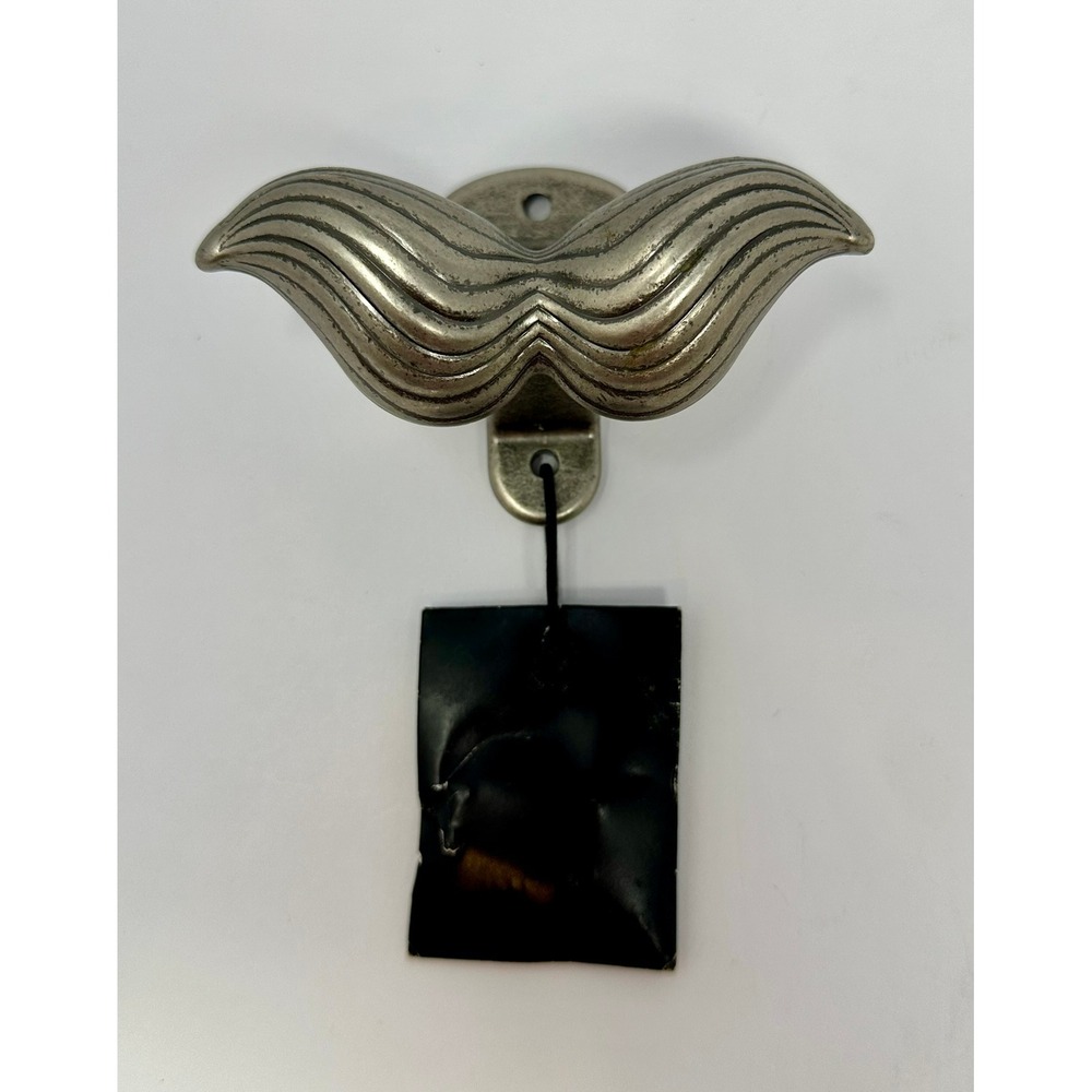 NEW! Williams Sonoma Wall Mounted Heavy Metal Mustache Shaped Bottle Opener B2‎